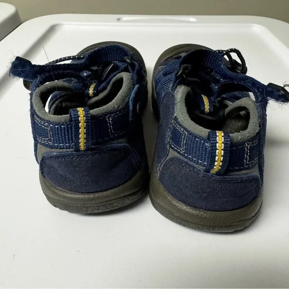 Keen Newport H2 Water and Land Sandal Blue Waterproof Size Toddler 11 - Picture 4 of 6
